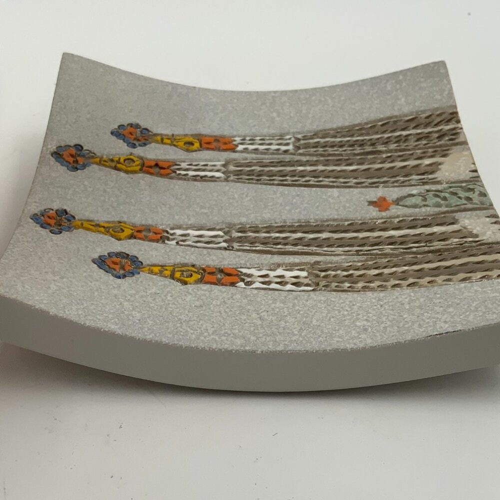 Signed Barcelona Gaudi Mosaic Art Dish No. 04-8 Artbona Sagrada Familia Holiday - Picture 3 of 8